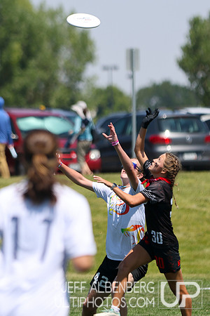 Pool play at USAU Youth Club Championships