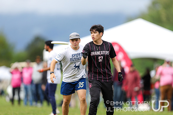 Saturday full coverage from USAU D-IIII College Championships, Pool Play Round 1: Claremont vs Richmond