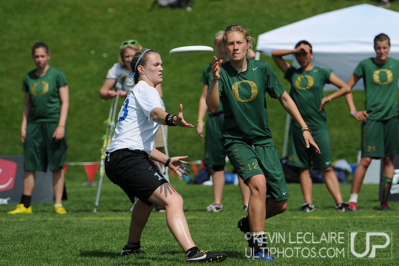 Semis - Michigan vs. Oregon - 2011 College Championships