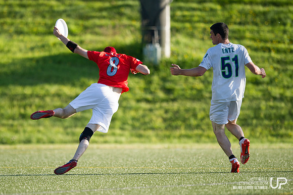 Nighthawks_Rainmakers_20140607_192500_JBP00468
