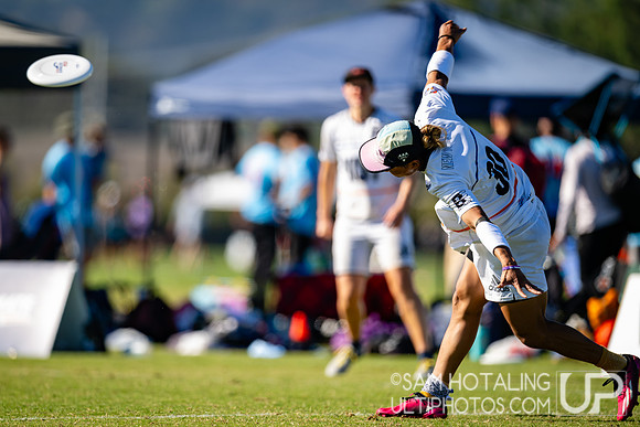 Hybrid vs. XIST in semifinals at USAU Club Championships