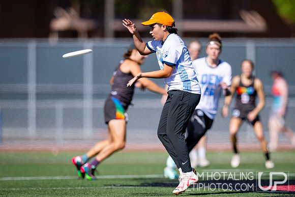 Molly Brown vs. Scandal in semifinals at USAU Club Championships