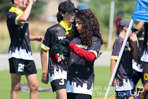 Pool play at USAU Youth Club Championships