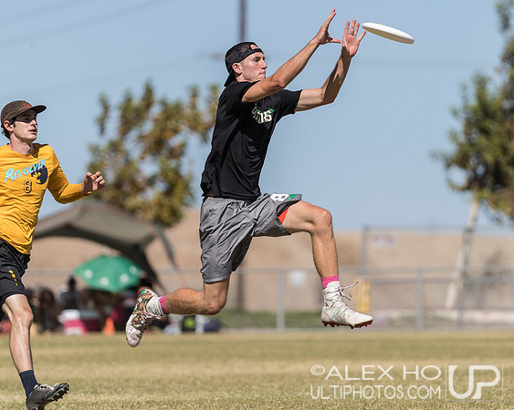 Revolver over Condors at the 2018 Southwest Men's Club Regional Championship