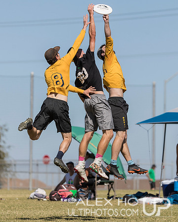 Revolver over Condors at the 2018 Southwest Men's Club Regional Championship