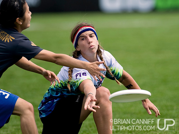 Saturday 10:30am round -- 2011 USAU College Championships