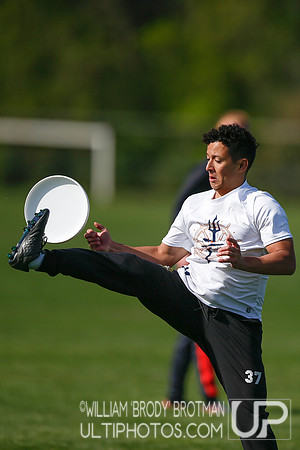 Day 2 of USA Ultimate 2022 D-III College Championships