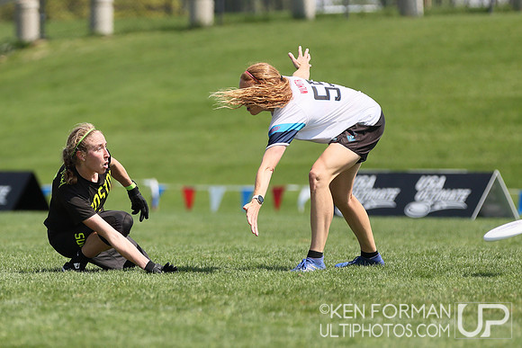 Finals play with Julianna Werfelli (Brute Squad #5) touches grass v. Rachel Wilmoth (Molly Brown #55)