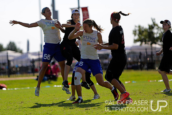 Women's Semis - 2014 USAU National Championships
