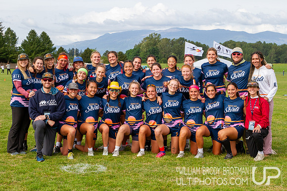 Day 1 of the USA Ultimate D-I College Championships
