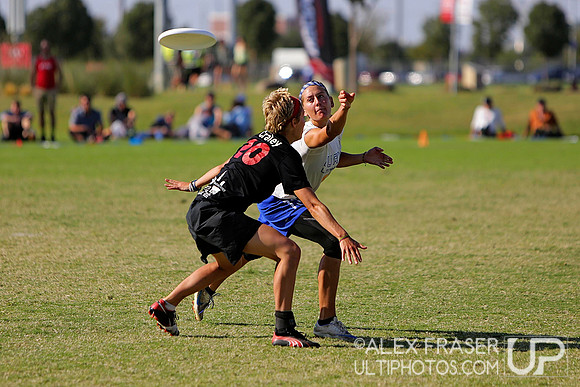 Women's Semis - 2014 USAU National Championships
