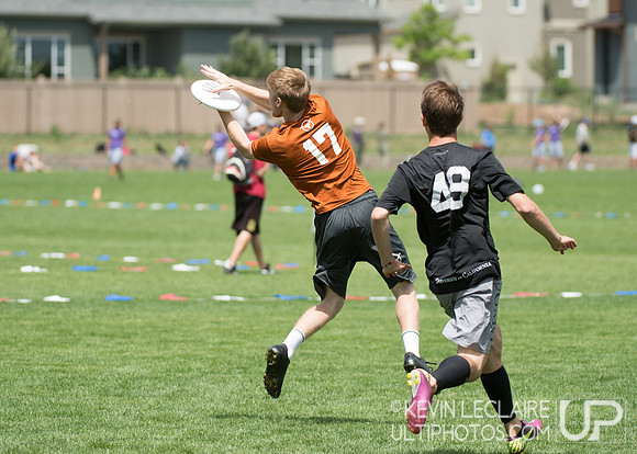 2012 USAU D-I College Championships Sunday Action