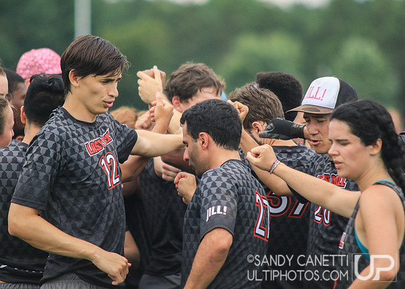 Saturday Action - 2016 USAU Northeast Regionals