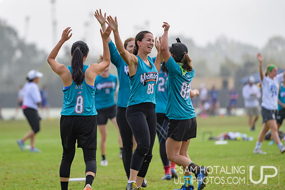 Grit vs. Nightlock in consolation brackets at USAU Club Championships