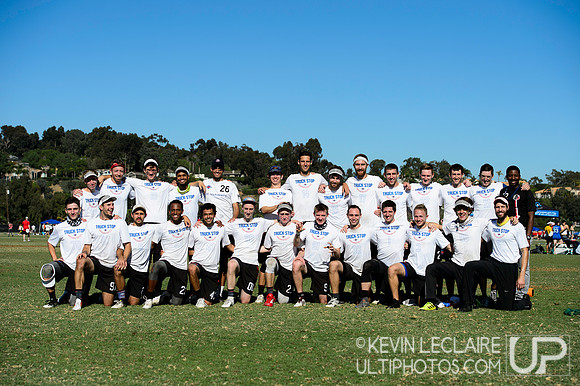 Truck Stop Team Photo -- USA Ultimate Club Champs 2018 Thursday