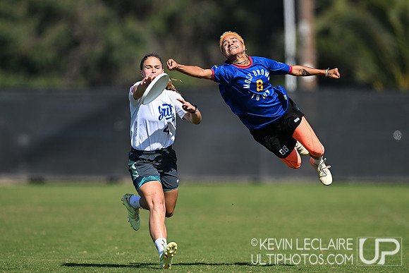 Molly Brown vs Grit - Thurs Pool R2 - USA Ultimate Club Champs 2023