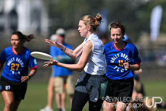 Molly Brown vs Grit - Thurs Pool R2 - USA Ultimate Club Champs 2023