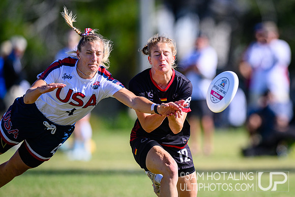 Mixed power-pools during World Ultimate Championships at Runaway Bay Sports Precinct