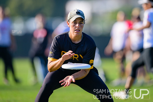 BENT vs. Fury in pool play at USAU Club Championships