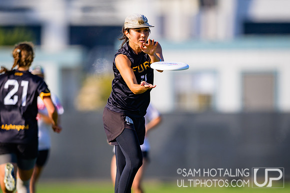 BENT vs. Fury in pool play at USAU Club Championships