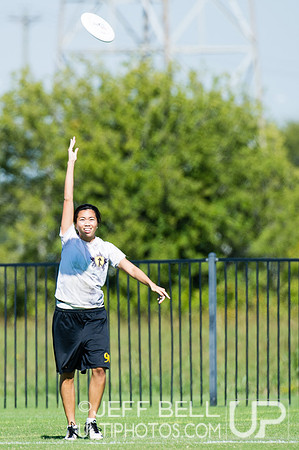 USAU_Nationals_2013_Thursday_20131017_113100_JBP0904