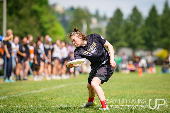 Highlights: quarterfinals at USAU D-I College Championships