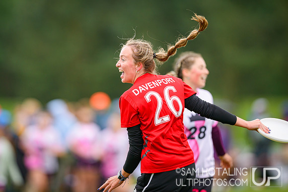 Davenport Panthers vs Middlebury Pranksters in quarterfinals at USAU D-III College Championships