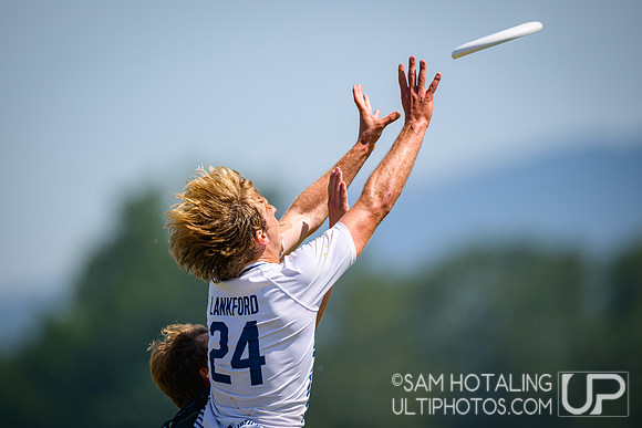 Highlights: pool play at USAU D-I College Championships