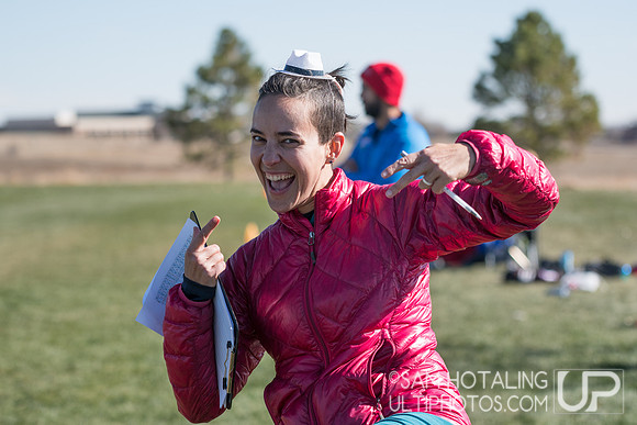 BROOMFIELD, CO: Arapahoe Gold vs. East High Angels; Pool Play at CO HS Mixed DII States, Nov. 10, 2018. © Samuel Hotaling for UltiPhotos