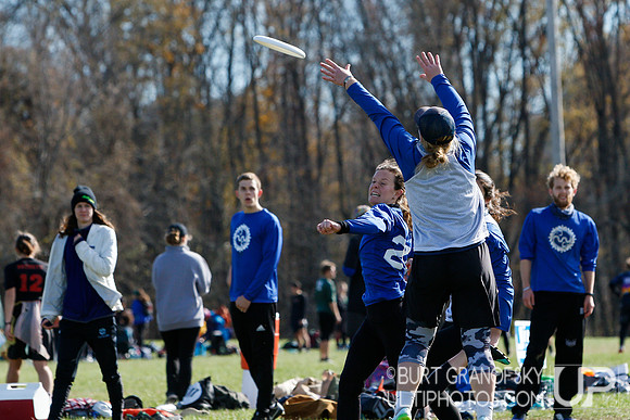Sunday Div A Quarterfinals -- 2018 USAU NE College Mixed Regiona