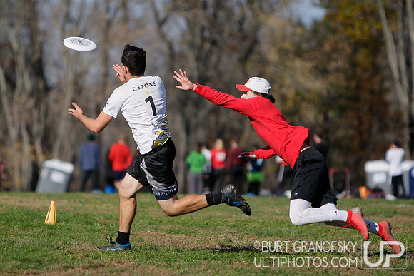 Sunday Div B Finals -- 2018 USAU NE College Mixed Regionals