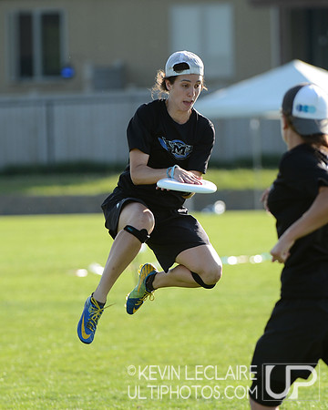 2012 USAU D-I College Championships Friday Action