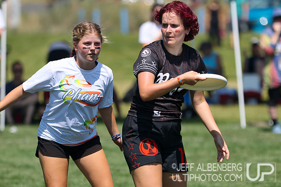 Pool play at USAU Youth Club Championships