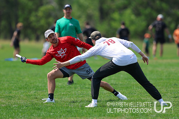 Friday action at the USAU International Club Championships in th