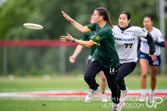 Quarterfinals at USAU DI College Championships