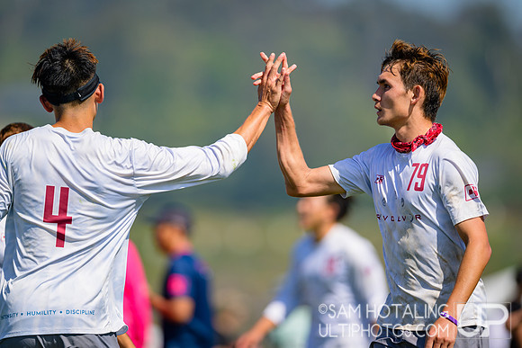 Johnny Bravo vs. Revolver in quarterfinals at USAU Club Championships