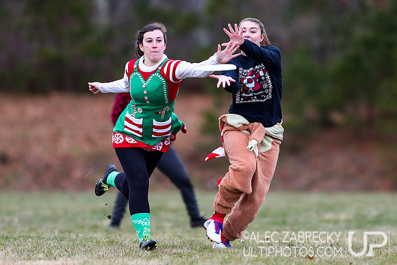 Pool Play – Get Ho Ho Ho! 2018.
