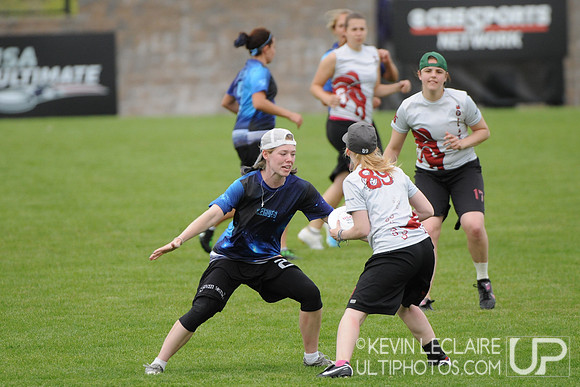Saturday 2:30pm round -- 2011 USAU College Championships