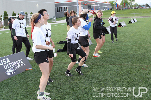 Day 2 of USA Ultimate 2022 D-III College Championships