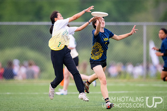 Pool play at USAU D1 College Championships