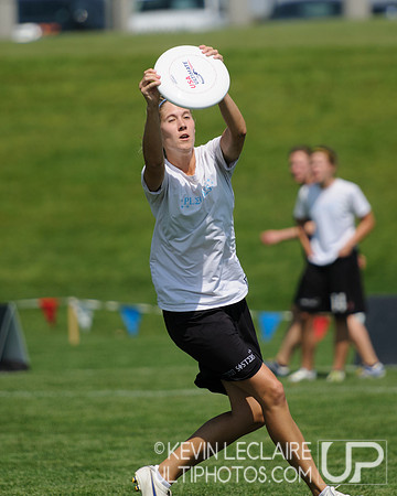 2012 USAU D-I College Championships Friday Action