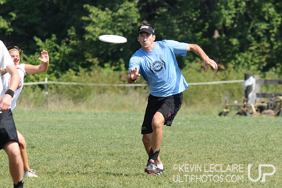 Sunday Elite Mixed Playoffs action -- Chesapeake Open 2010