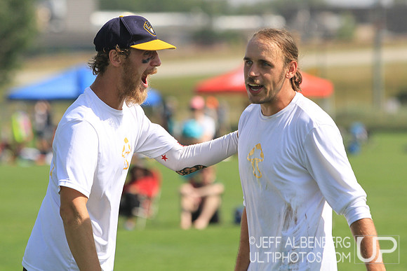 Saturday men's pool play from the TCT Pro Championships - Truckstop vs Fungi