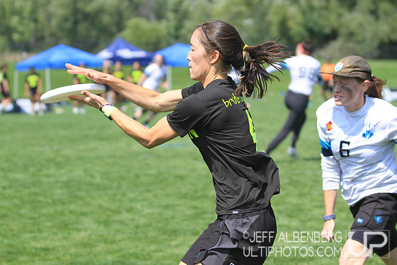 Monday women's finals from the TCT Pro Championships - Molly Brown vs Brute Squad