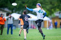 Lewis & Clark Bacchus vs Whitman Sweets in quarterfinals at USAU D-III College Championships