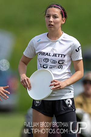 Day 1 of the USA Ultimate D-I College Championships