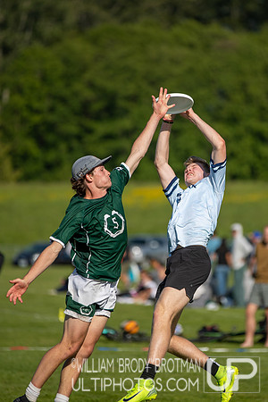 Day 2 of the USA Ultimate D-I College Championships
