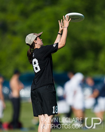 2014 USAU D-I College Champs Saturday Round 1 Action