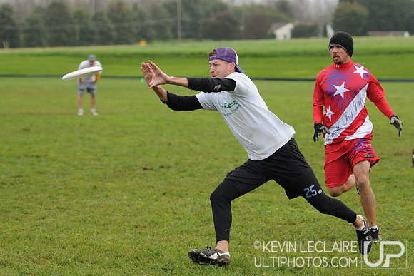 Sunday Action from 2011 Mid-Atlantic Mixed Regionals