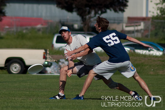 Sunday open action from NorCal D-I Sectionals 2012
